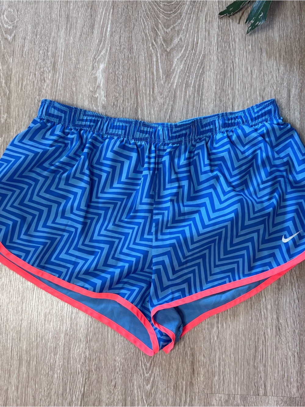 Nike Tempo Running Shorts Blue Zig Zag Dri-FIT Lined Size Medium